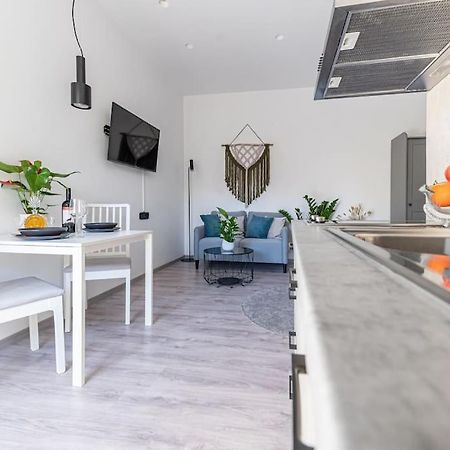 Elegant Fully Equipped Apartment Near City Centre Heraklion  Exterior photo